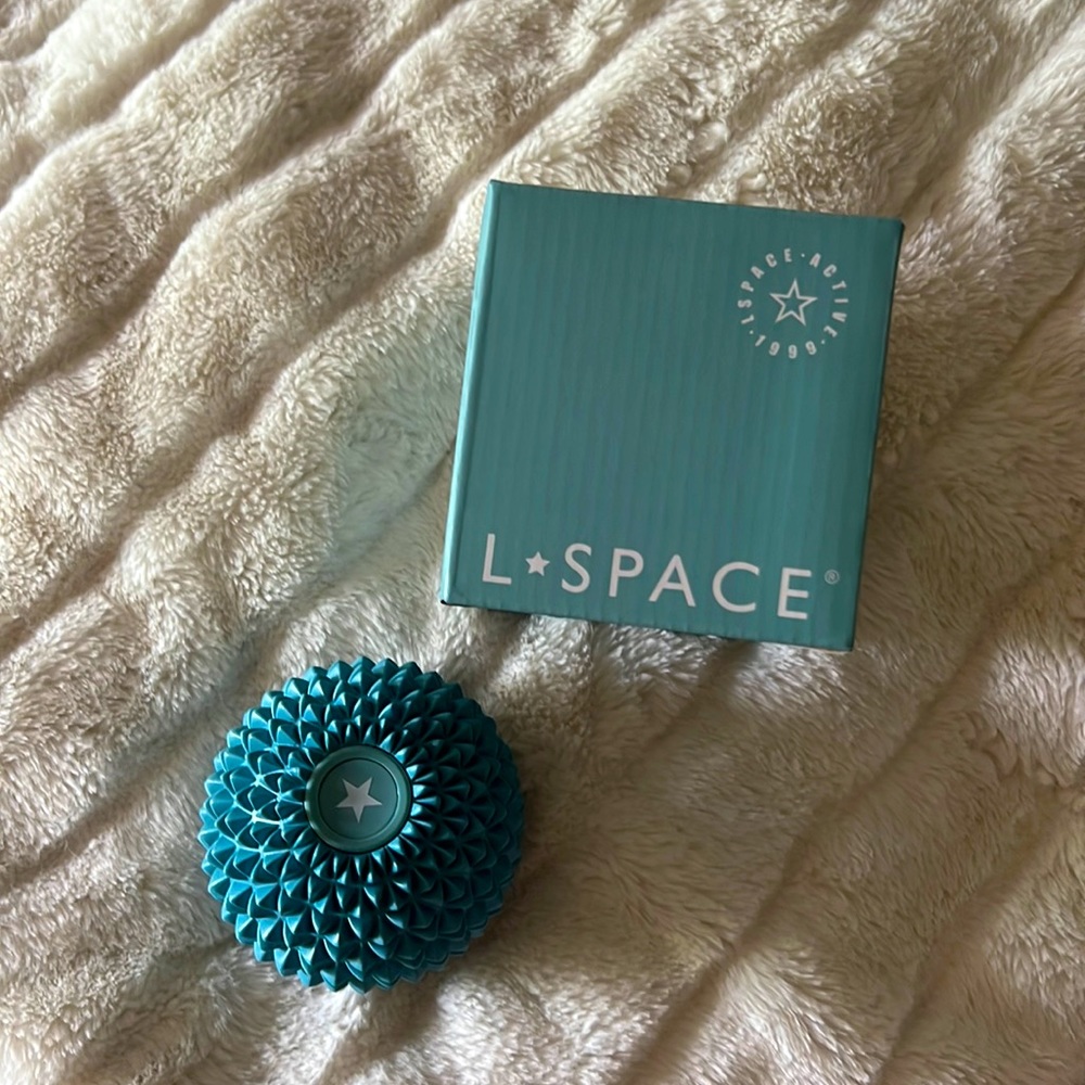 L*Space vibrating massage ball BNIB